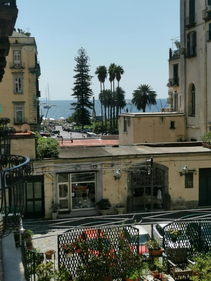 Napoli Centro Chiaia Apartman Kültér fotó