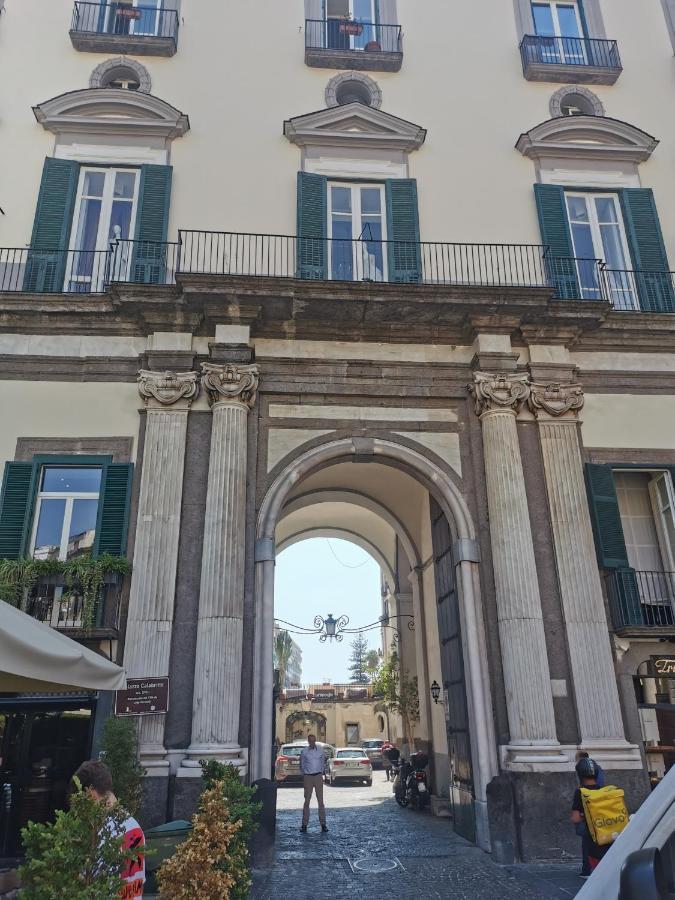 Napoli Centro Chiaia Apartman Kültér fotó